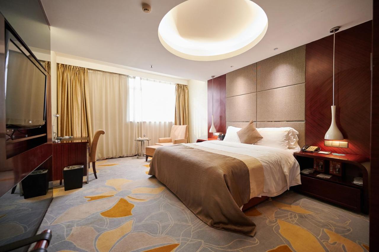 Foshan Jinlai Holiday Hotel Екстер'єр фото