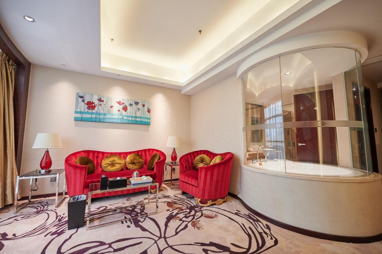 Foshan Jinlai Holiday Hotel Екстер'єр фото